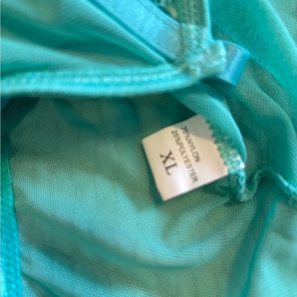 NEW-Lingerie Set - Picture 9 of 11